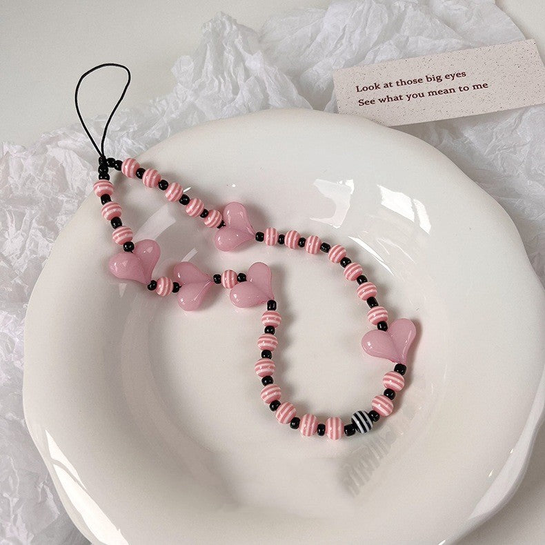 Love Beaded Phone Case Chain – Heart-Shaped Resin Charm for Stylish Phone Accessories
